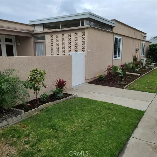 13120 Del Monte, Seal Beach, CA 90740