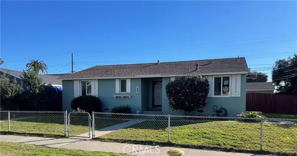 Fullerton, CA 92832,678 West Maxzim Avenue