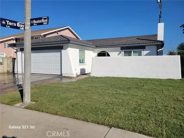 Lakewood, CA 90712,5102 Meadow Wood Avenue