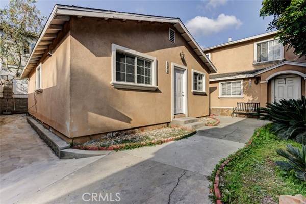 1946 Cherry Avenue, Signal Hill, CA 90755