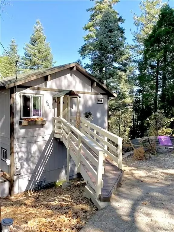 Lake Arrowhead, CA 92352,641 Ivy Lane