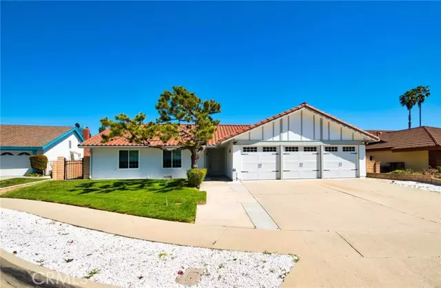 2368 Mesa Verde, Fullerton, CA 92833