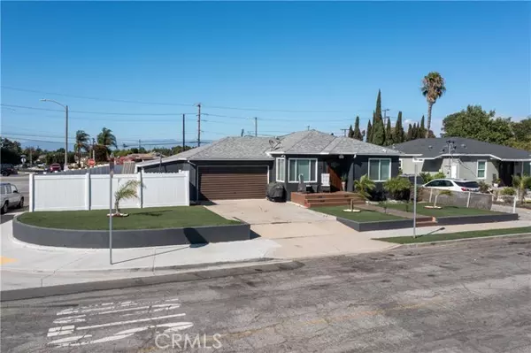 1225 East Luray Street, Long Beach, CA 90807