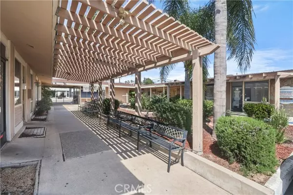 Garden Grove, CA 92840,10092 Chapman Avenue