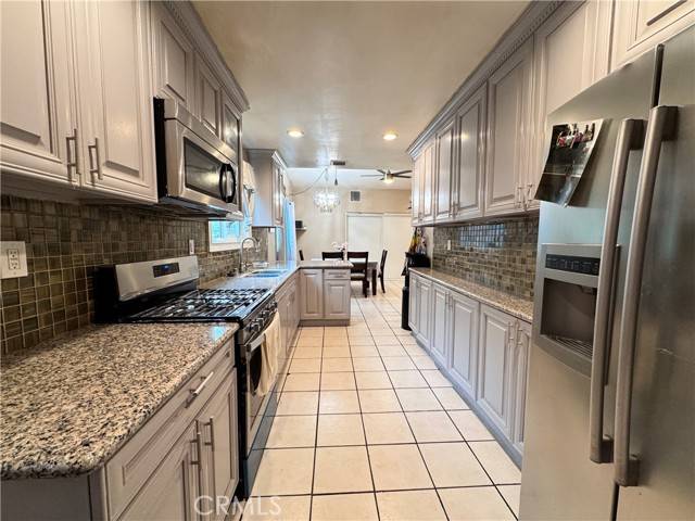 La Puente, CA 91746,452 Willow Avenue