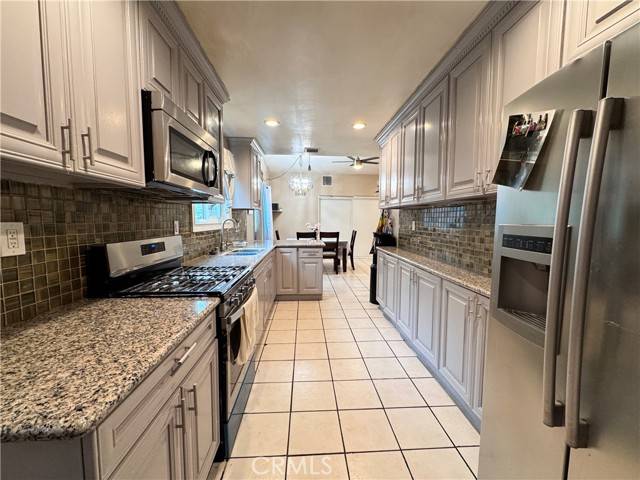 La Puente, CA 91746,452 Willow Avenue