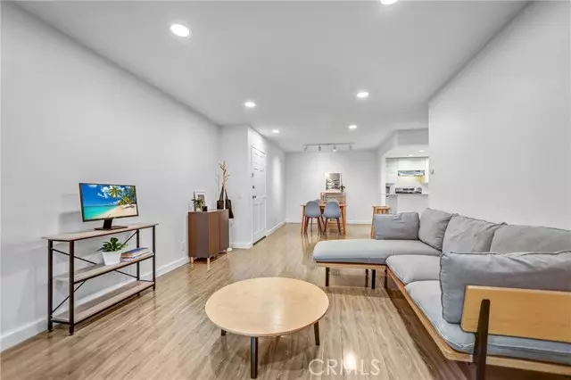 Glendale, CA 91204,460 Oak Street