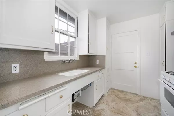 Long Beach, CA 90807,820 East Carson Street