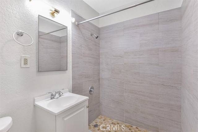 Long Beach, CA 90805,5910 Brayton Avenue