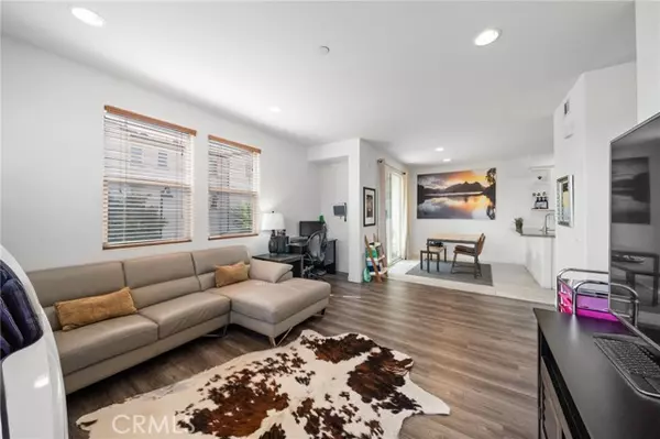 Montebello, CA 90640,541 Calle Cielo