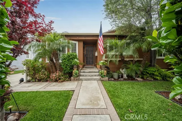 Long Beach, CA 90808,7028 East Parkcrest Street