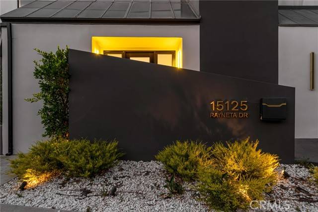 Sherman Oaks, CA 91403,15125 Rayneta Drive