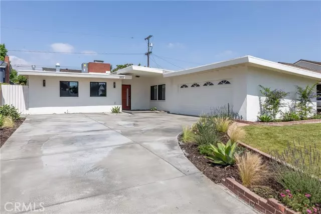 Long Beach, CA 90807,3923 Cerritos Avenue