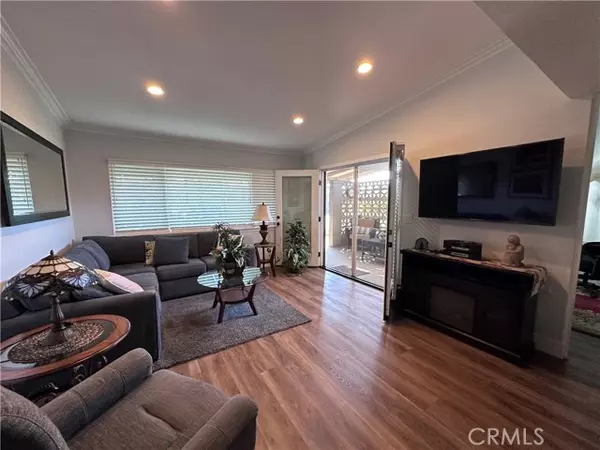 Seal Beach, CA 90740,1501 Pelham