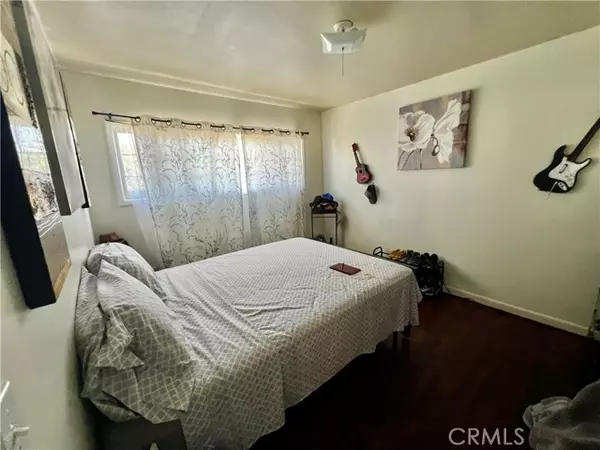 Woodland Hills, CA 91364,5354 De Roja Avenue