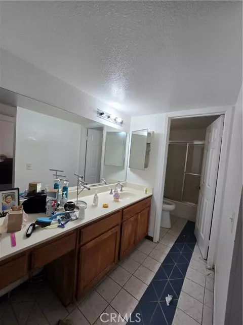 San Fernando, CA 91340,13966 Fox Street