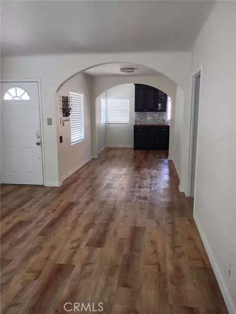 South Gate, CA 90280,5786 Lincoln Avenue