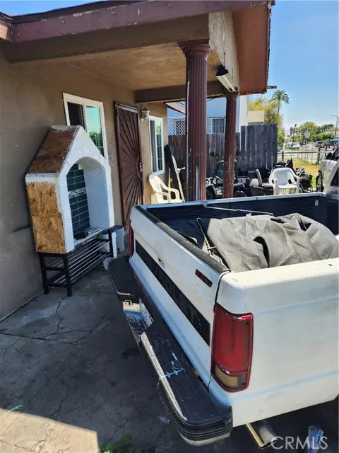 Los Angeles, CA 90003,147 East 95th Street
