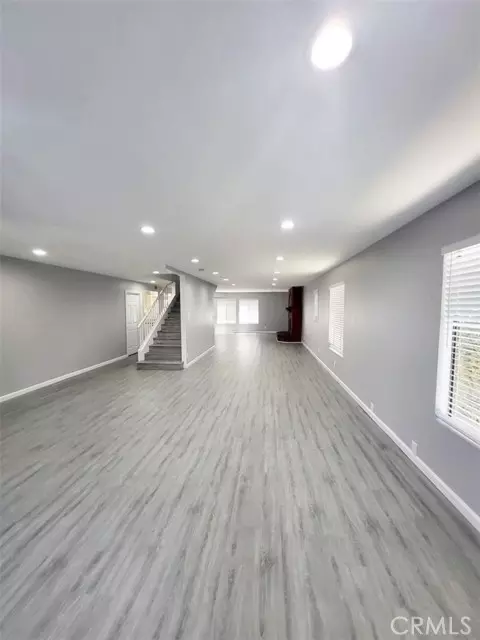 Long Beach, CA 90814,2506 e 6TH Street
