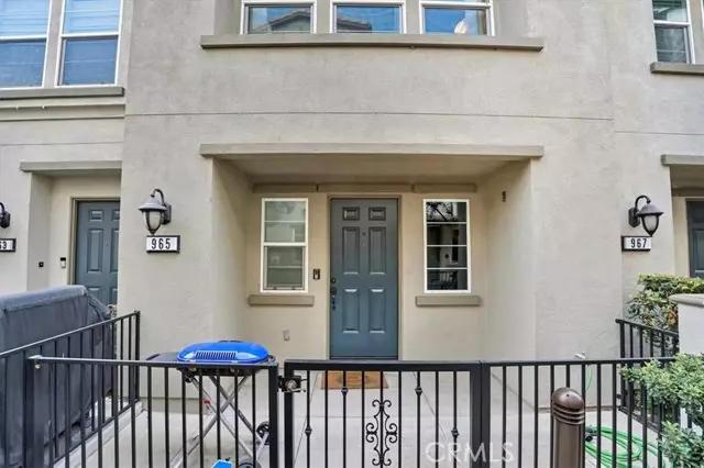 Montebello, CA 90640,965 Acacia Lane