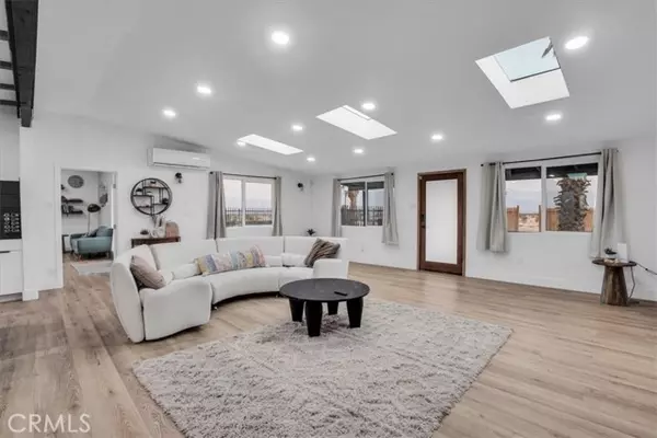 29 Palms, CA 92277,3737 MERIWETHER RD