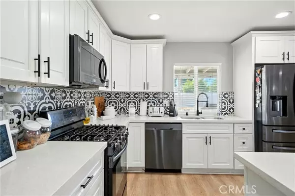 Rialto, CA 92376,811 West James Street
