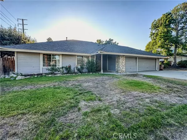 2105 Oxford Avenue, Claremont, CA 91711