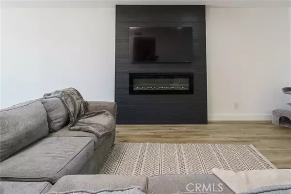Long Beach, CA 90807,3932 N Virginia Rd