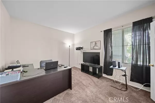 Eastvale, CA 92880,13647 Woodlands