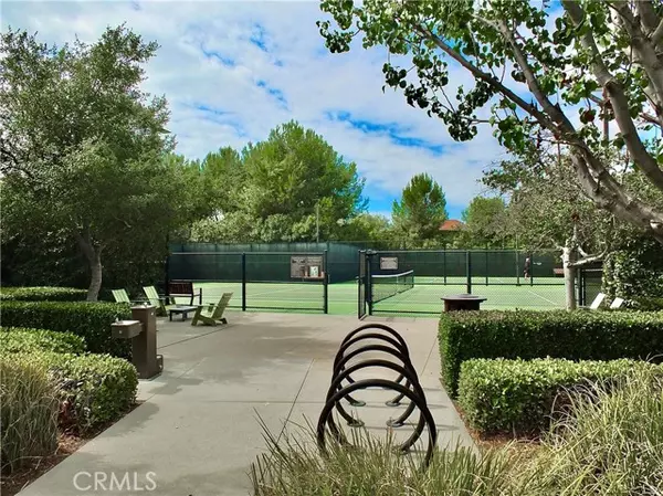 Lake Forest, CA 92630,69 Prominence