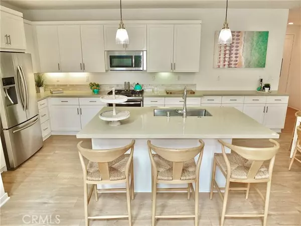 Lake Forest, CA 92630,69 Prominence