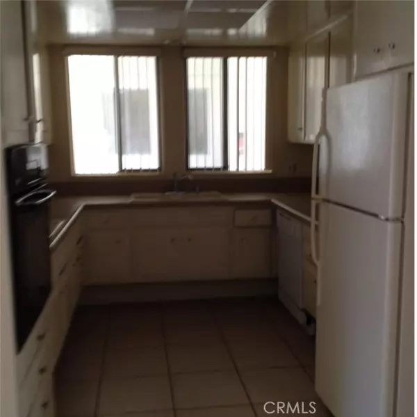 Laguna Hills, CA 92637,76 Calle Aragon