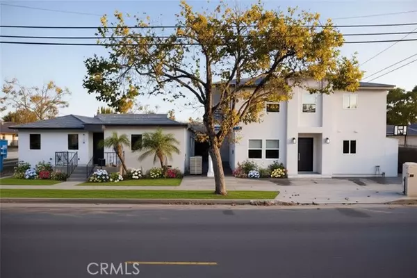 4814 Hedda, Lakewood, CA 90712