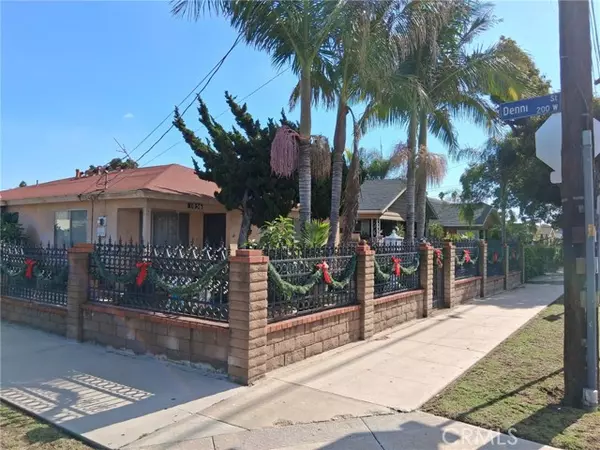 1056 North Fries, Wilmington, CA 90744