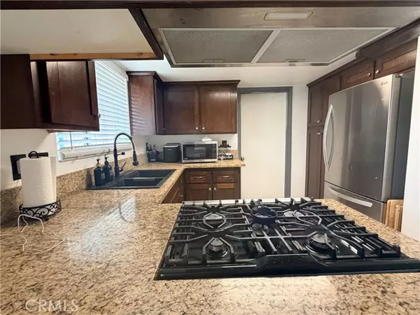 Bakersfield, CA 93306,715 Crane Street