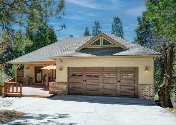 588 Pioneer Road, Lake Arrowhead, CA 92352