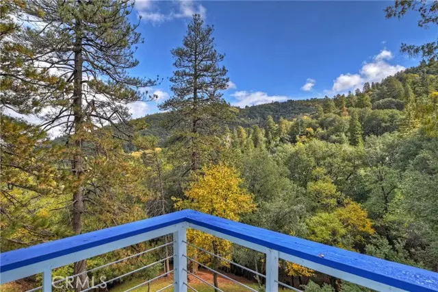 24998 Jewel Drive, Crestline, CA 92325