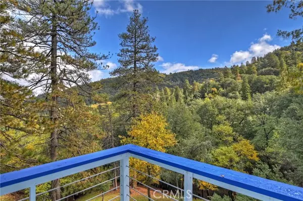 24998 Jewel Drive, Crestline, CA 92325