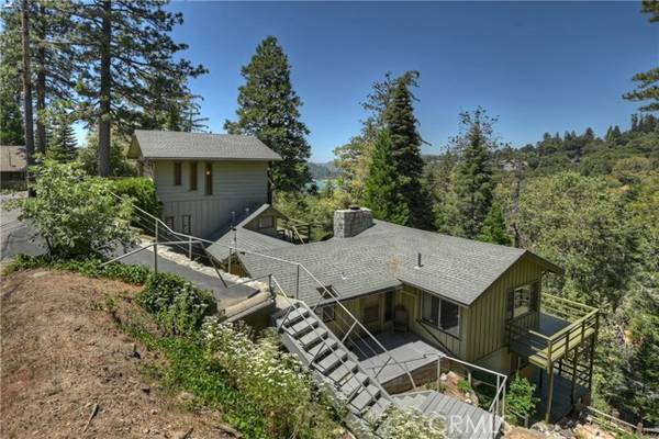 1047 Nesthorn Drive, Crestline, CA 92325