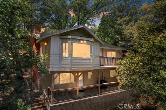 480 East Zermatt Drive, Crestline, CA 92325