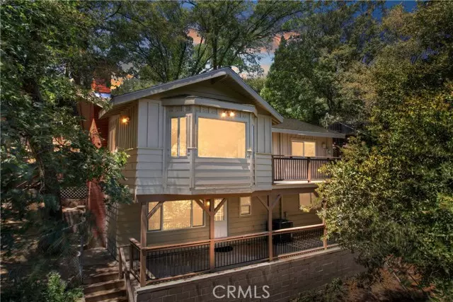 480 East Zermatt Drive, Crestline, CA 92325