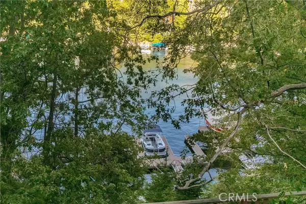 Lake Arrowhead, CA 92352,28946 Palisades Drive