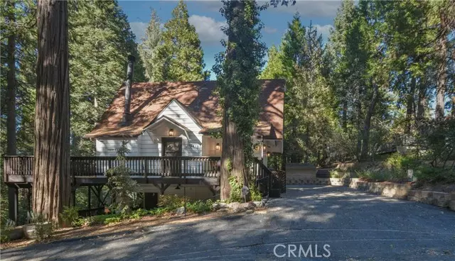 27942 Rainbow Drive, Lake Arrowhead, CA 92352