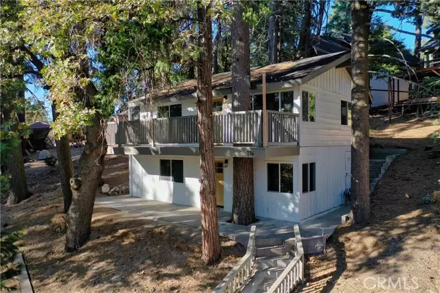 738 West Victoria Court, Lake Arrowhead, CA 92352