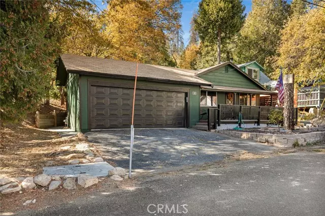 Crestline, CA 92325,528 Springy Path