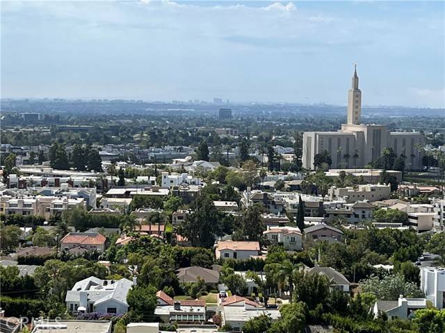 Los Angeles, CA 90024,10660 Wilshire Boulevard