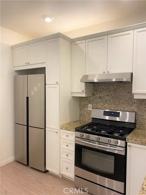 Torrance, CA 90501,2513 Apple Avenue