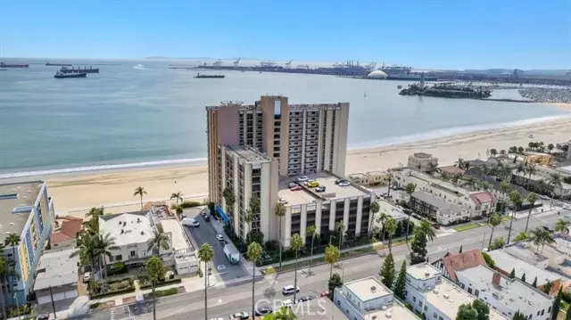 1750 East Ocean Boulevard, Long Beach, CA 90802