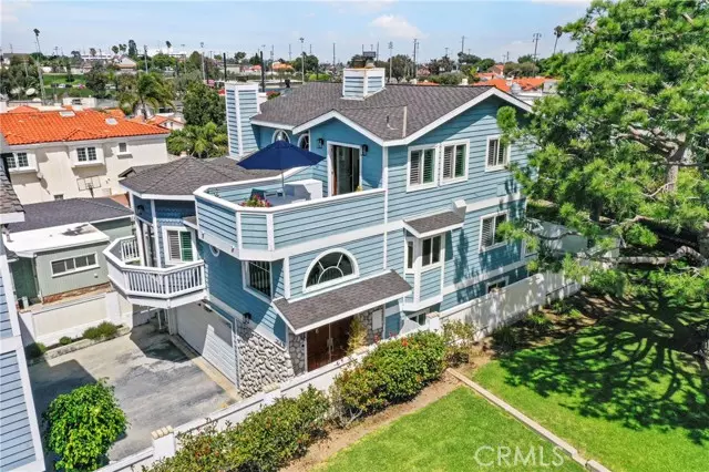 204 North Lucia Avenue, Redondo Beach, CA 90277