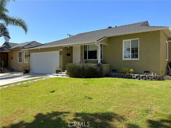 4823 Conquista Avenue, Lakewood, CA 90713